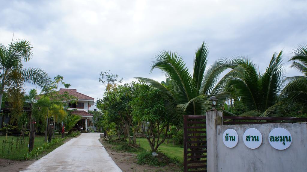 Baan Suan La Moon Hotel Chiang Khan Exterior photo